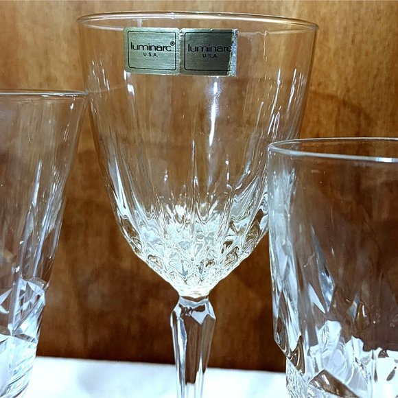 4 Mismatched Wine Glassware Collection vintage cut mixed cocktail glasses - Picture 4 of 8